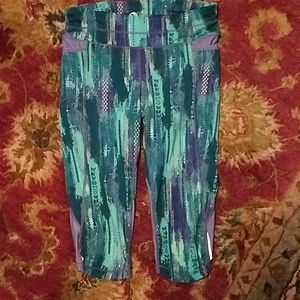 Athleta workout capri